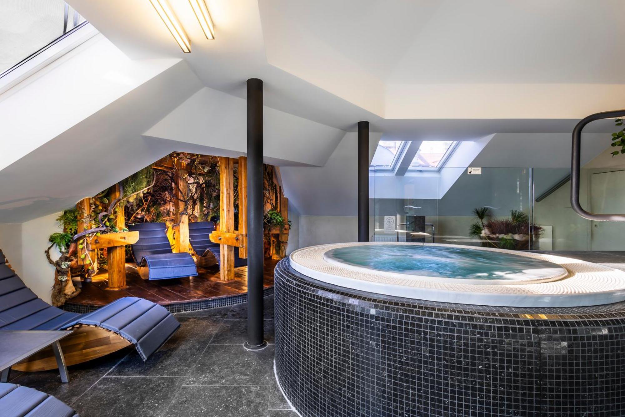 Theresian Hotel オロモウツ エクステリア 写真
