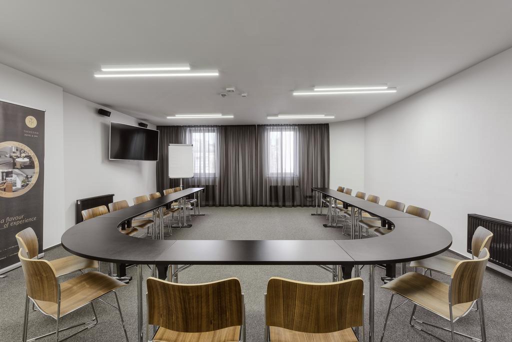 Theresian Hotel オロモウツ エクステリア 写真